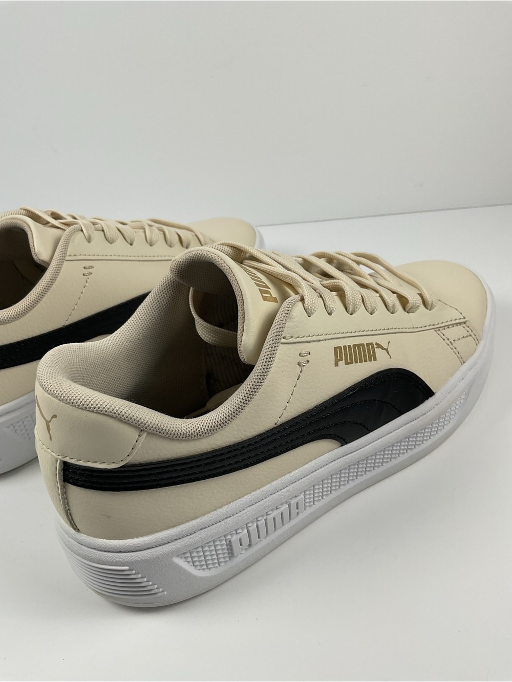 Puma Smash Platform V3 Women Sneakers Cream Black Size 8 Casual Shoes - Picture 6 of 10